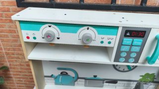 Cocinita de madera infantil