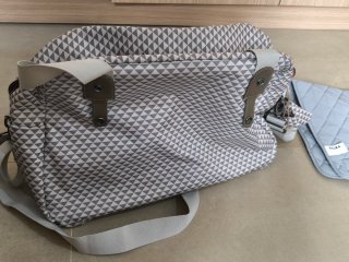 Bolsa de viaje Beaba para bebé y accesorios