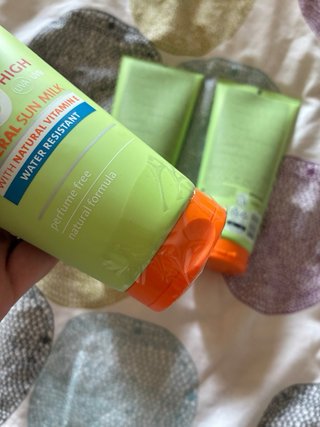 3 protector solar Suncare Mineral Sun SPF 50 y 30