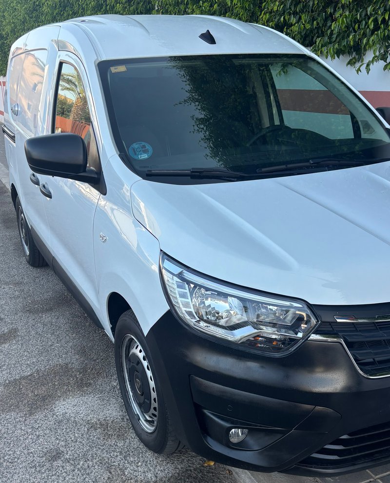 Renault Express 2024 - foto 1