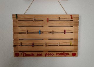 Palet madera para colgar fotos de 56 x 37 x 5,5 cm
