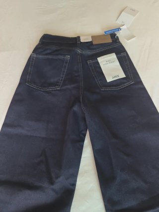 Pantalón vaquero ancho azul oscuro