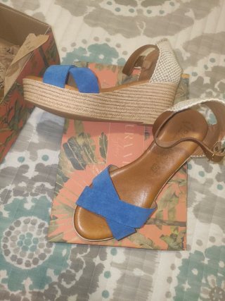 Sandalias cuña Pura Vida Azul y Blanco