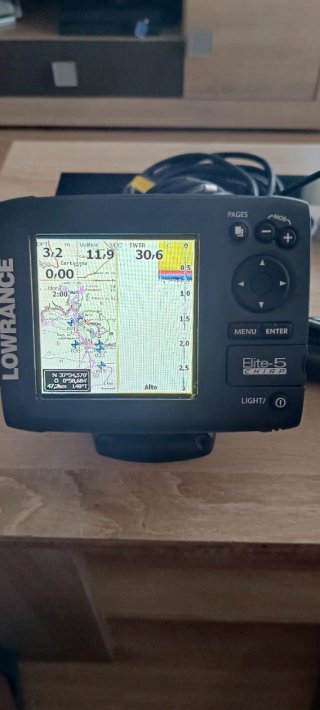 Sonda Lowrance con transductor