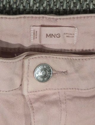 Shorts de chica rosa