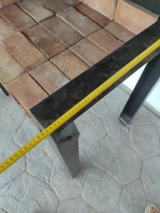 Barbacoa exterior con campana