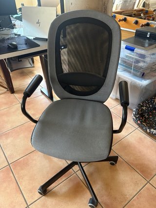Escritorio Elevable + Silla Oficina