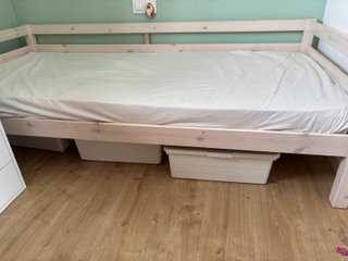 Cama individual de madera maciza, colchón de regal