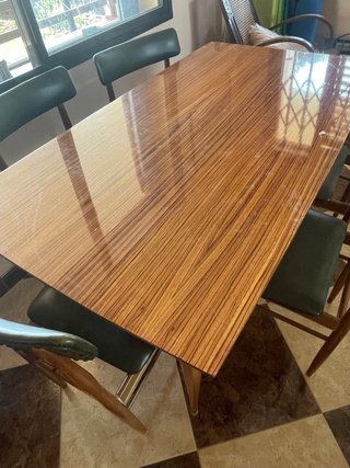 Mesa comedor Railite y 5 sillas