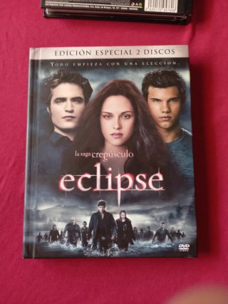 Crepúsculo: Luna Nueva y Eclipse DVD Libro
