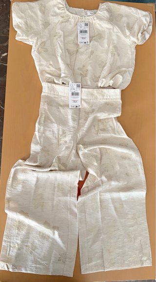 Conjunto Mango niña floral beige