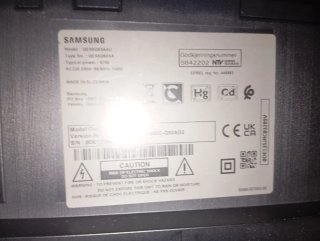 Smart TV Samsung 50" QLED   Modelo: QE50Q60AAUXCC