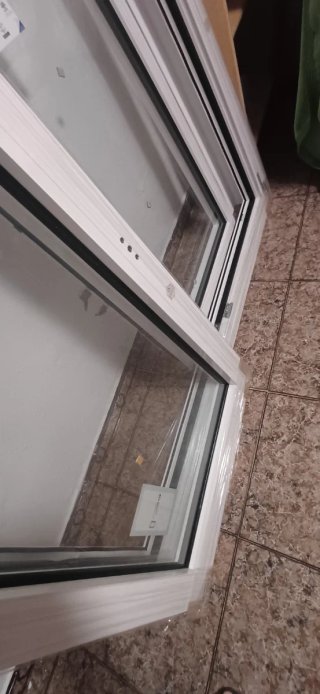 Ventana aluminio doble hoja 140 ancho x 135 alto