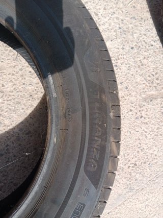 2 Neumáticos Bridgestone 215/65 R17 99V