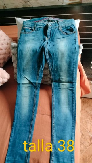 Pantalones vaqueros elásticos