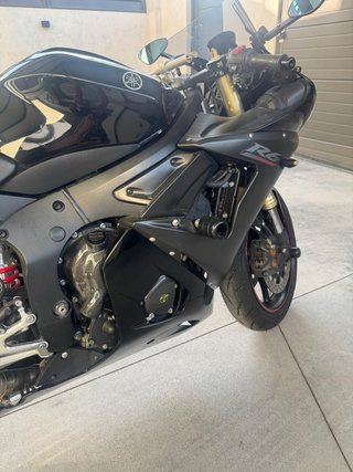 Yamaha YZF-R6  Negra