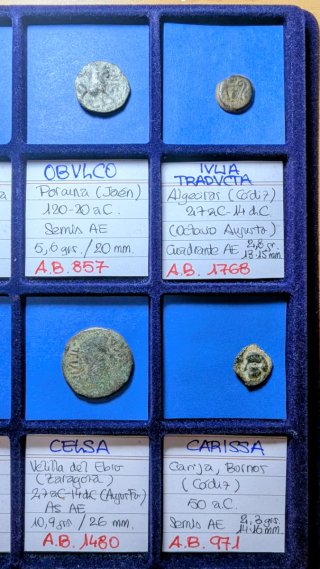 12 Monedas Hispanicas Antiguas + Bandeja