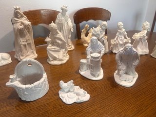 Lote Figuras Belén Resina y Escayola