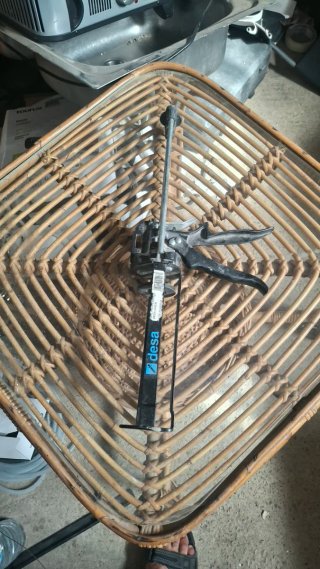 Pistola de silicona Ddesa