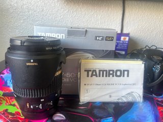 2 camaras canon + 2 objetivos tamron luminosos.