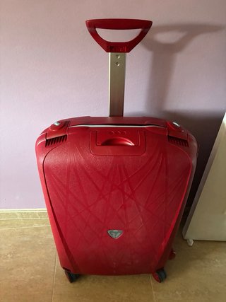 Maleta Rígida Roncato Roja