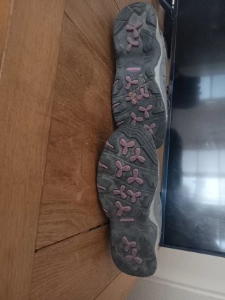 Botas Trekking Hi-Tec Gris y Morado