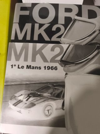 Ford MK2 Le Mans 1966 Scalextric