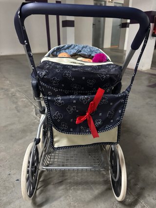 Carrito de muñecas clásico Royal