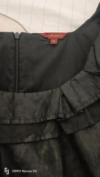 Vestido negro Caramelo