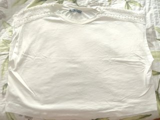 Camiseta corta Zara mujer blanca