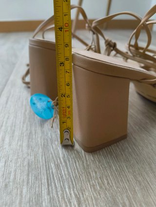 Sandalias de tacón Primark beige talla 39