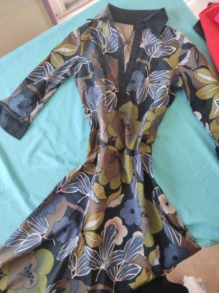 Vestido estampado floral talla S