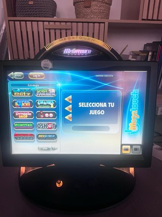 Máquina Recreativa Megatouch Aurora ION Táctil