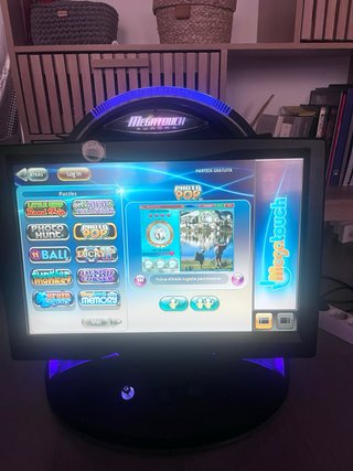 Máquina Recreativa Megatouch Aurora ION Táctil