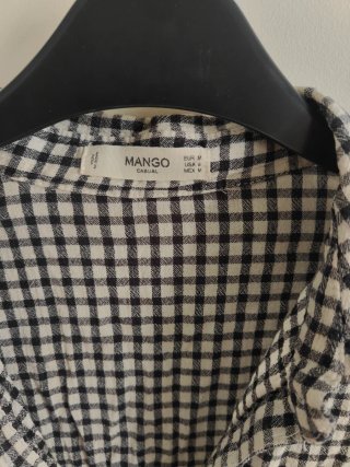 Camisa Mango cuadros blanco y negro