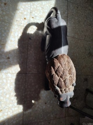 Figura león madera maciza tallada a mano