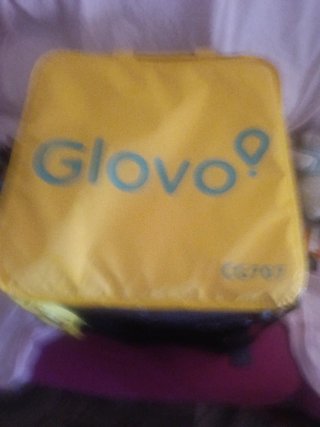 Mochila Globo amarilla sin usar