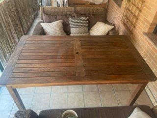 Mesa de terraza de teca