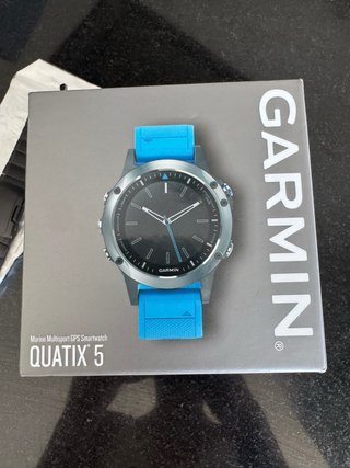 Garmin Quatix 5 GPS Multisport + Caja + Correas