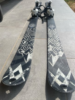 Esquís Völkl Mauja 170cm + Fijaciones Diamir