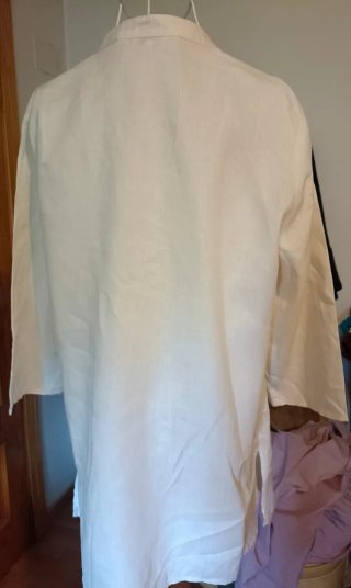 Blazer lino beige con detalles bordados