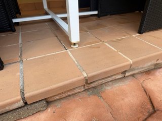 Mesa de exterior con 4 sillas