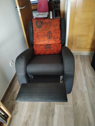 2 Butacas de salón tela gris y naranja