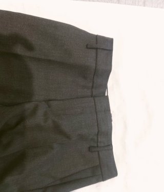Traje de mujer gris