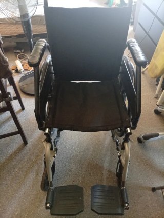 Silla de Ruedas Totalcare Plegable Acero