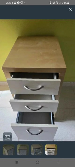 Cajonera de madera y plástico