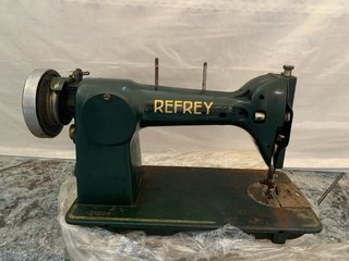 Máquina de coser Refrey verde