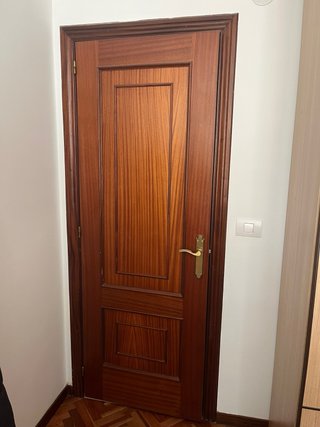 Puerta madera maciza roble