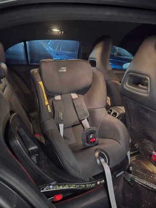 Britax Römer Dualfix Cosmo Black