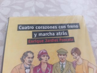 Libro Cuatro Corazones con freno y marcha atras